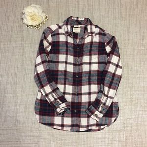 American Eagle  Red & White Plaid Long sleeves XS
